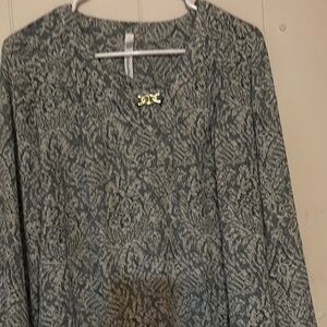 NY Collection Green Patterned Blouse